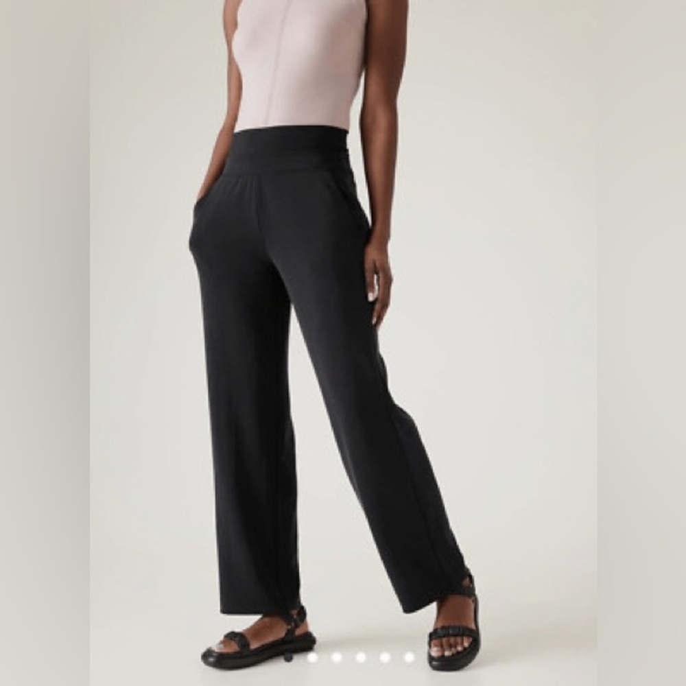 Athleta Seasoft Double Elastic Waistband Wide Leg Pants small tall